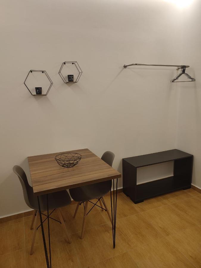 Apartments Sadiku With Sea View Sarandë Esterno foto