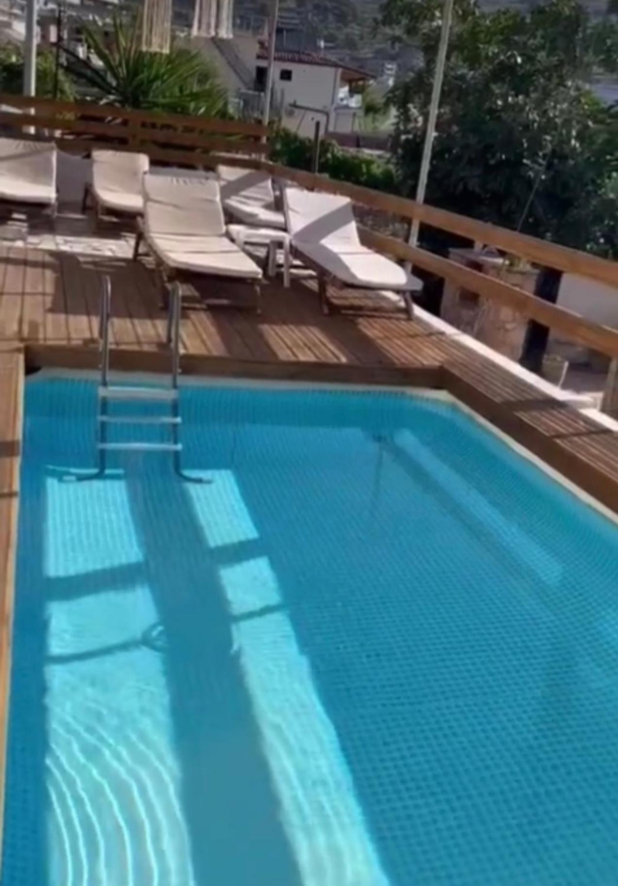 Apartments Sadiku With Sea View Sarandë Esterno foto