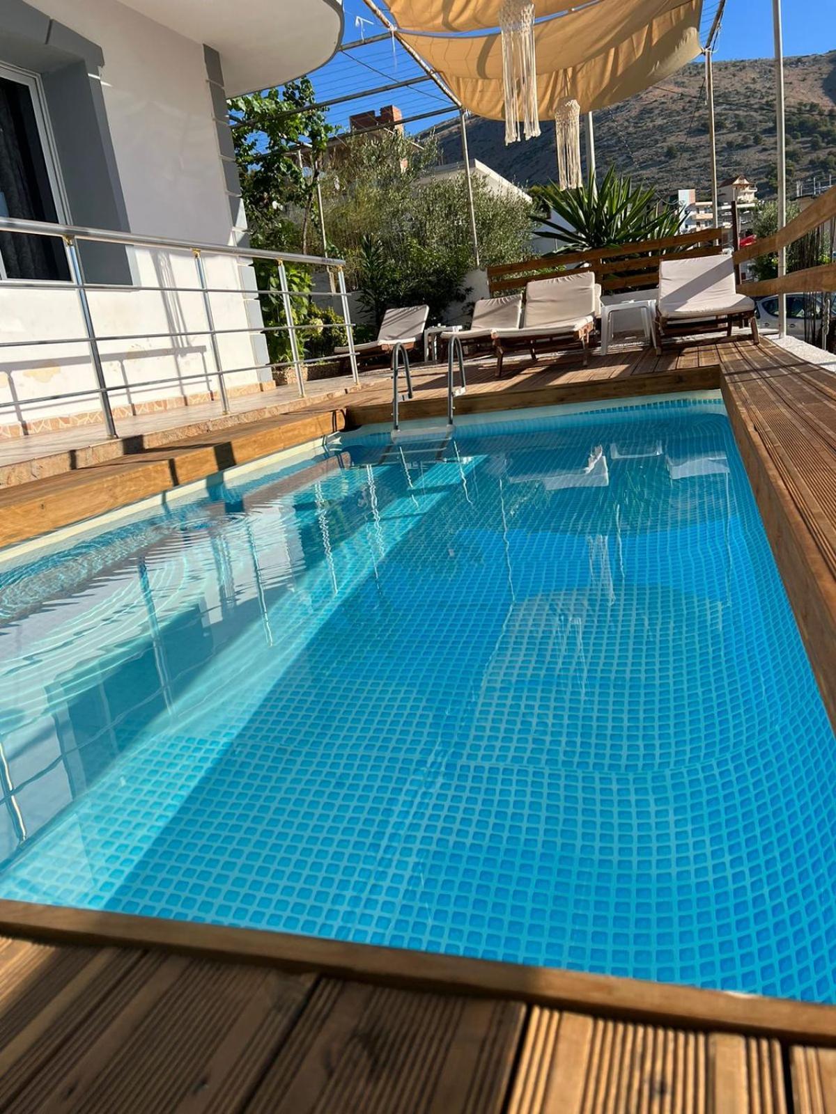Apartments Sadiku With Sea View Sarandë Esterno foto
