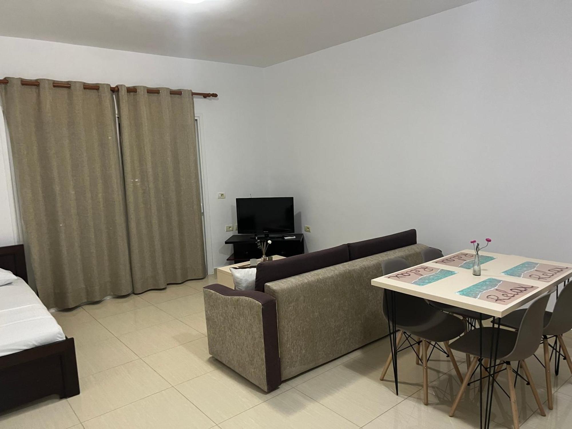 Apartments Sadiku With Sea View Sarandë Esterno foto